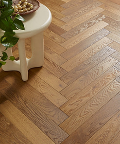 Atkinson & Kirby Chesterfield Engineered Herringbone Oak Flooring 20mm