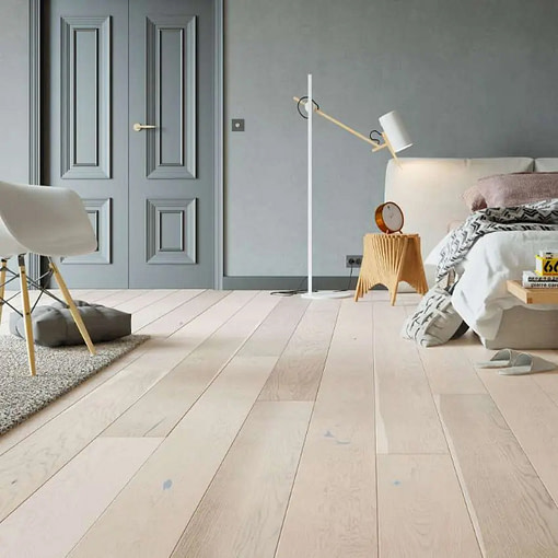 Holt Winchester Click Oak Light Engineered Flooring Matt Lacquered 207mm