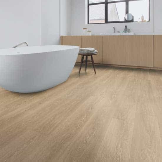 Quick-Step Majestic Valley Oak Light Brown Laminate Flooring MJ3555