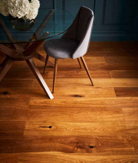 Contemporary Aldwych Heavy Brushed Engineered Oak Flooring 18mm x 190mm