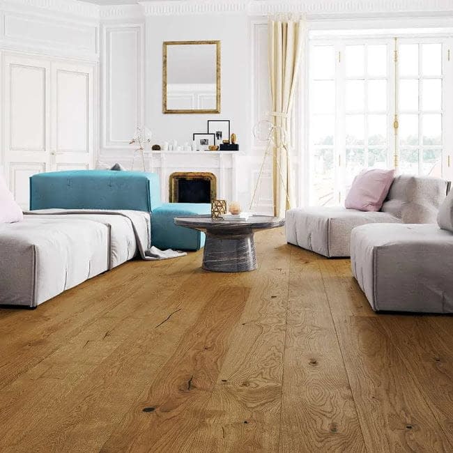 Holt Oakham Click Oak Engineered Flooring Golden Matt Lacquered 207mm