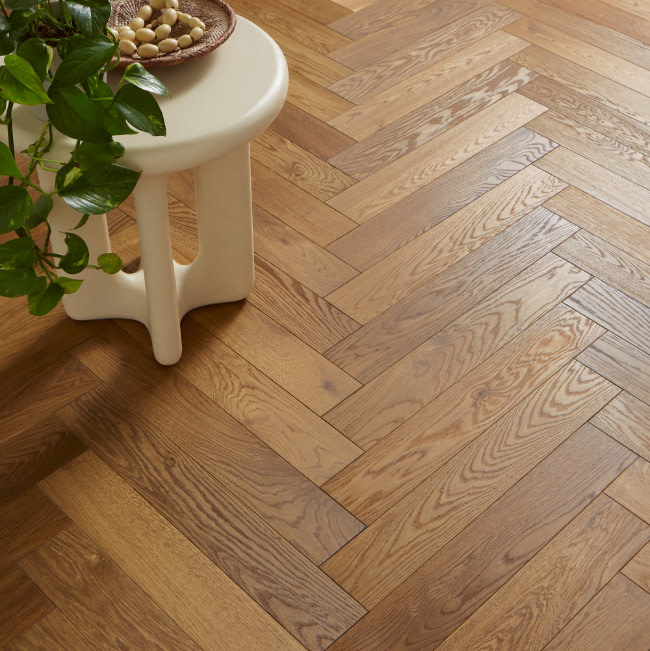 Atkinson & Kirby Chesterfield Engineered Herringbone Oak Flooring 20mm