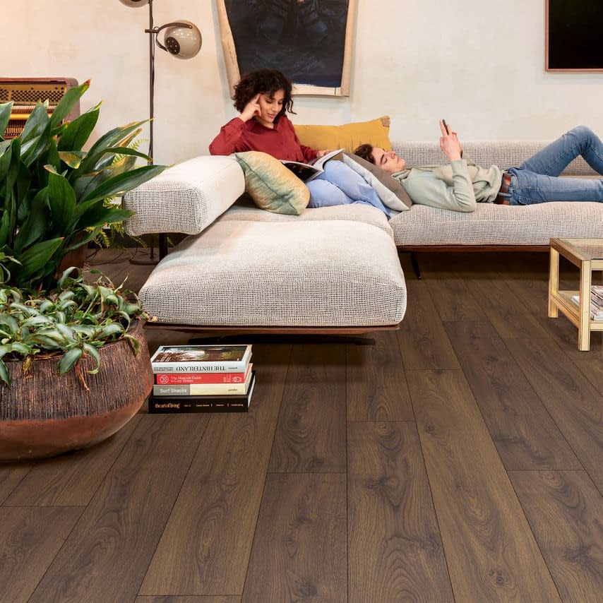 Quick-Step Classic Peanut Brown Oak Laminate Flooring CLM5800