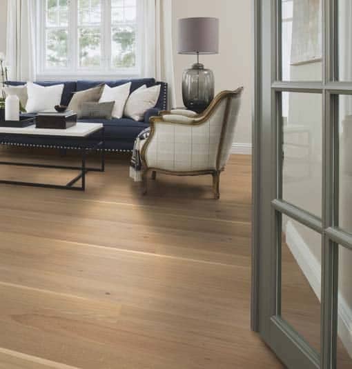 Boen Animoso Oak Plank Live Pure Lacquer Brushed 4 Bevel 138mm